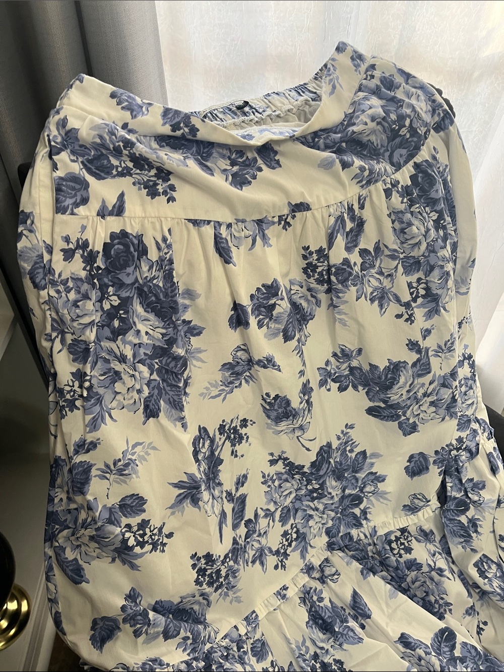 Abercrombie & Fitch White Maxi Skirt with Blue Floral Print - Picture 8 of 15